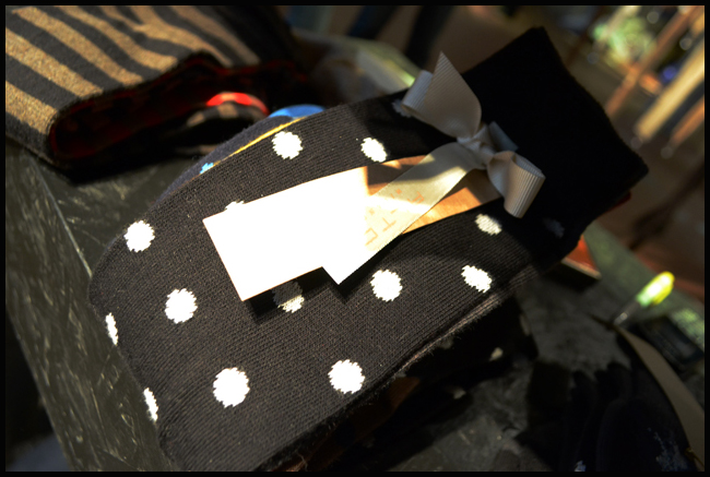 Tweedot blog magazine - Alto Milano black and white pois socks Made in Italy