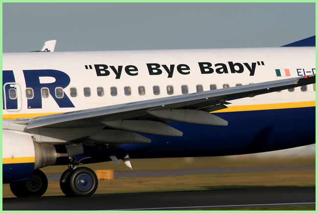 Tweedot blog magazine - Ryanair Italia Londra bye bye baby