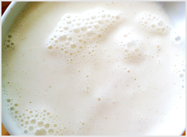 Tweedot blog magazine - ricetta del latte di mandorle