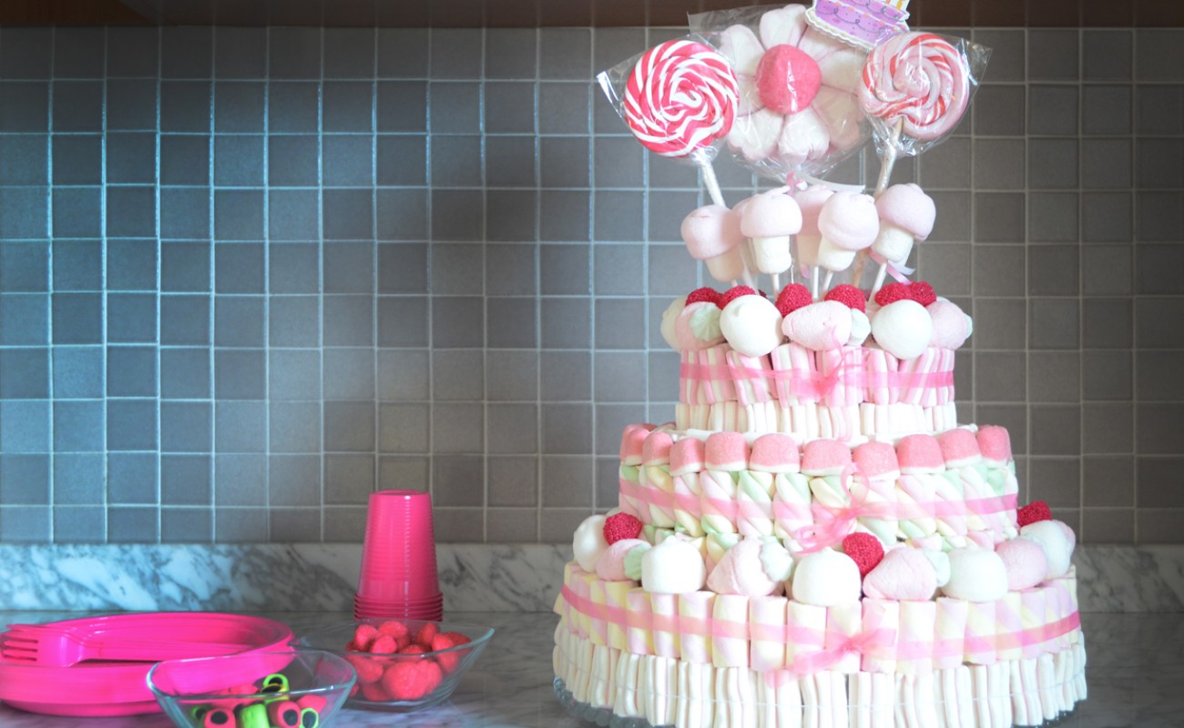 Tweedot blog magazine - come creare una torta di caramelle