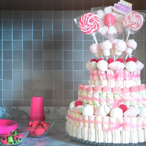 Tweedot blog magazine - come creare una torta di caramelle